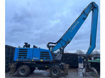 Pelle de manutention TEREX