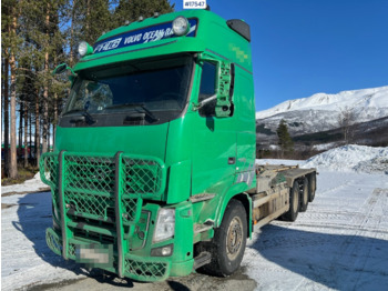 Camion ampliroll VOLVO FH16 700