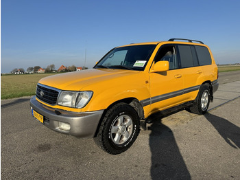 Voiture TOYOTA Land Cruiser