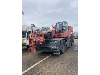 Grue mobile DEMAG