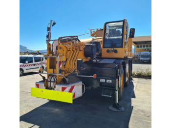 Grue mobile DEMAG