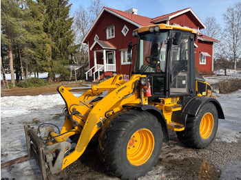 Chargeuse sur pneus JCB 409