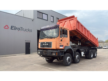 Camion benne MAN
