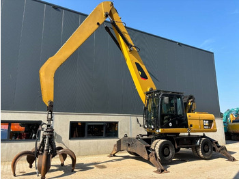 Pelle de manutention CATERPILLAR M322D MH