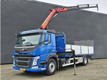 Camion grue VOLVO FM 330