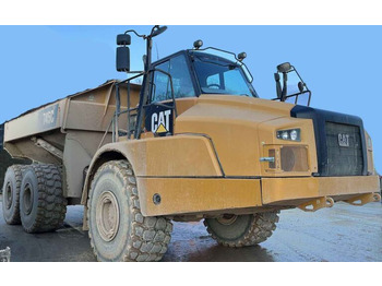 Tombereau articulé CATERPILLAR 745