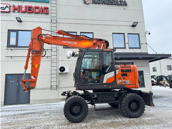 Pelle sur pneus HITACHI ZX155W