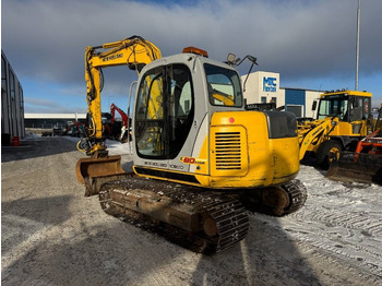 Mini pelle New Holland Kobelco E80 PYÖRITTÄJÄLLÄ: photos 3