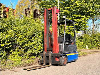 Chariot élévateur électrique LINDE E16