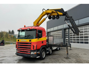 Camion grue SCANIA