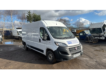 Fourgon utilitaire FIAT Ducato 2.3