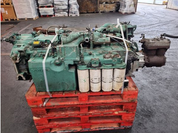 Moteur Volvo  DH12D Engine: photos 3