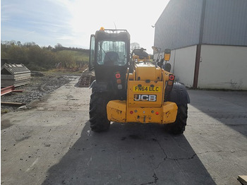 Pelle JCB