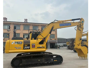 Pelle KOMATSU PC200