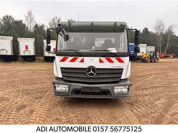 Camion plateau MERCEDES-BENZ Atego 818