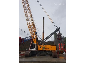 Grue sur chenilles LIEBHERR