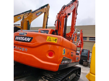 Pelle sur chenille DOOSAN DX150