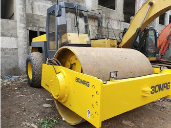 Compacteur à pieds de mouton/ Monocylindre BOMAG