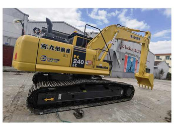 Pelle sur chenille KOMATSU PC240LC-8