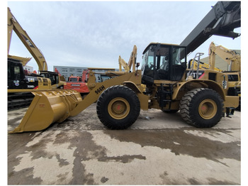 Chargeuse sur pneus CATERPILLAR 966H