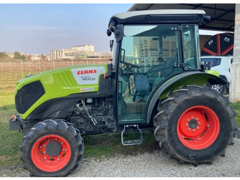 Crédit-bail CLAAS NEXOS 240F CLAAS NEXOS 240F: photos 1