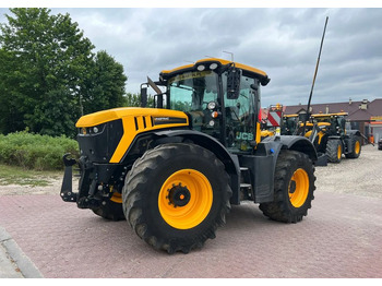 Tracteur agricole JCB Fastrac 4220