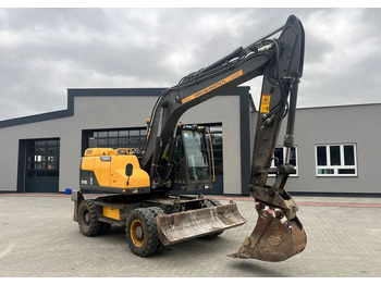 Pelle sur pneus VOLVO EW140D