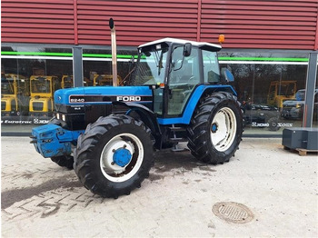 Tracteur agricole FORD