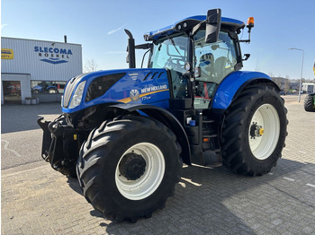 Tracteur agricole NEW HOLLAND T7.245