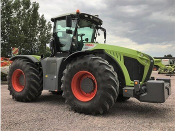 Tracteur agricole CLAAS Xerion 4000