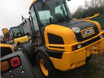 Chargeuse sur pneus JCB 409