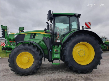 Tracteur agricole JOHN DEERE 6R 215