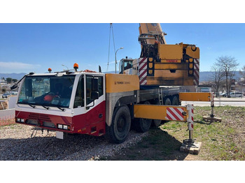 Grue mobile DEMAG