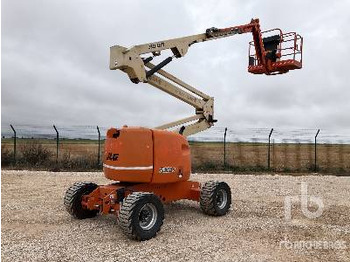 Nacelle articulée JLG