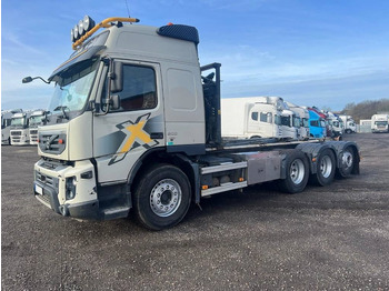 Camion ampliroll VOLVO FM