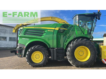 Ensileuse JOHN DEERE 8400