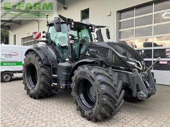 Tracteur agricole VALTRA