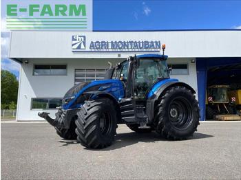 Tracteur agricole VALTRA T214