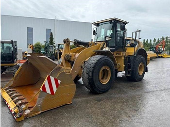 Chargeuse sur pneus CATERPILLAR 966K