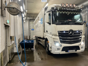 Camion bétaillère MERCEDES-BENZ Actros