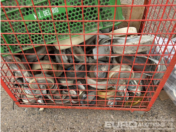 Matériel de chantier Pallet of Various Cart Wheels: photos 5