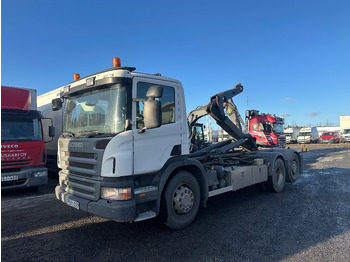 Camion ampliroll SCANIA P 420