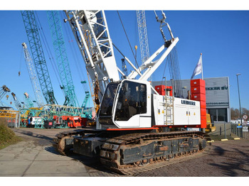 Grue sur chenilles LIEBHERR