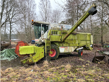 Moissonneuse-batteuse CLAAS Dominator