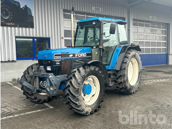 Tracteur agricole NEW HOLLAND