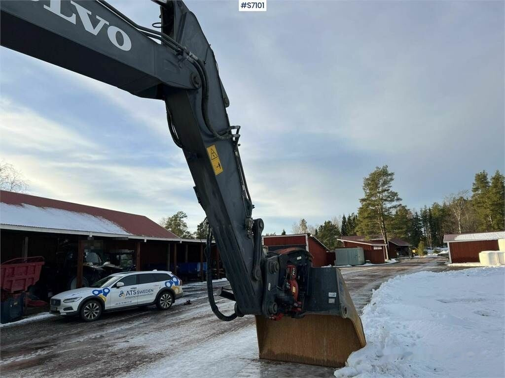 Pelle sur chenille Volvo EC250DL: photos 18