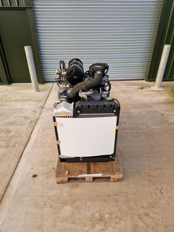 Moteur pour Engins de chantier JCB Power pack 81kw 444 IPU tier 4: photos 6