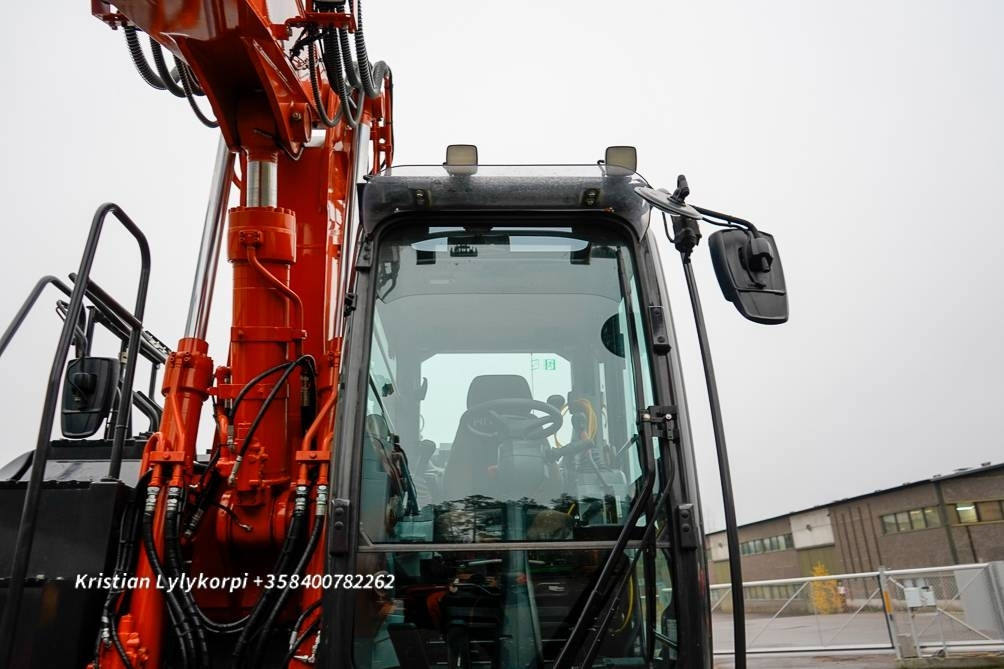 Pelle sur pneus Hitachi ZX180W-7 STAGE V TUUSULA: photos 16