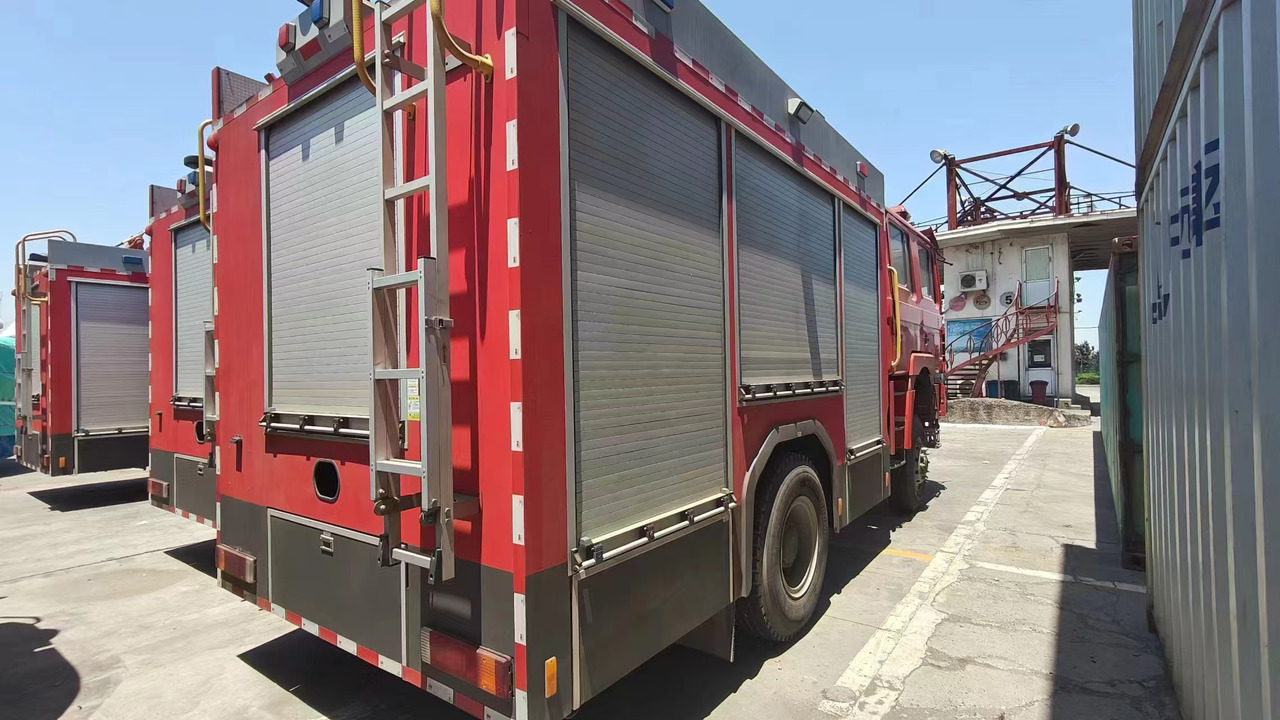 Camion de pompier XCMG Official 2024 Year Used Fire Fighting Truck YZR5110 China Water Tank Fire Rescue Truck For Sale: photos 7