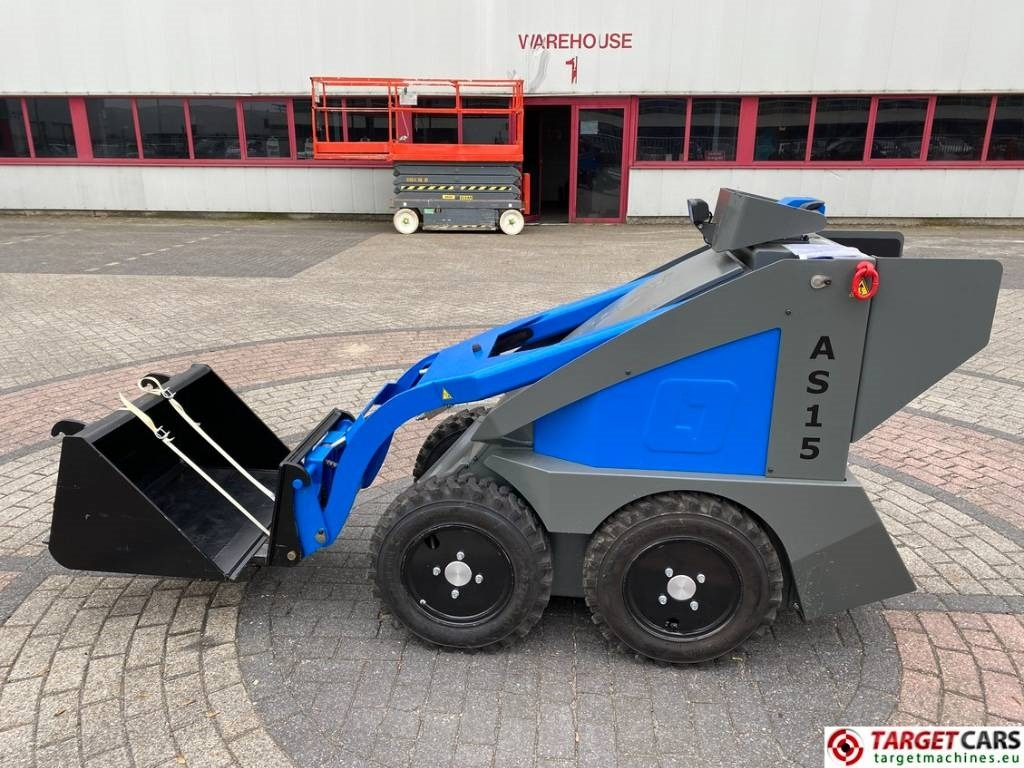 Crédit-bail Conmeq AS15 Mini Skid Steer Loader 4x4 Electric  Conmeq AS15 Mini Skid Steer Loader 4x4 Electric: photos 26